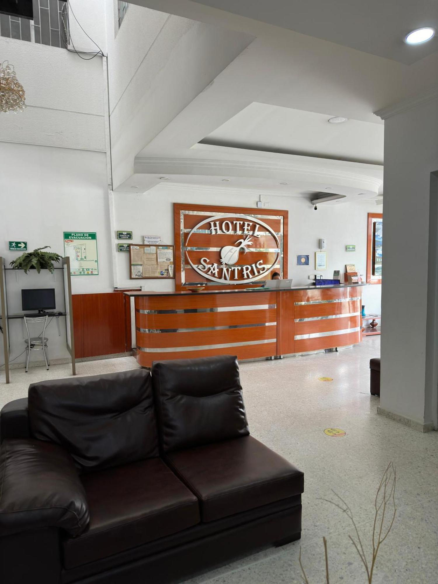 Hotel Santris